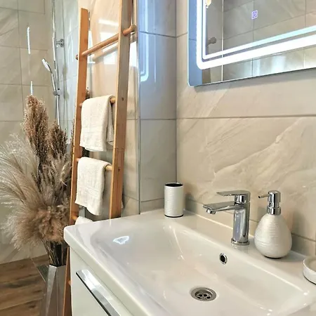 Elegance Mary * Orebić