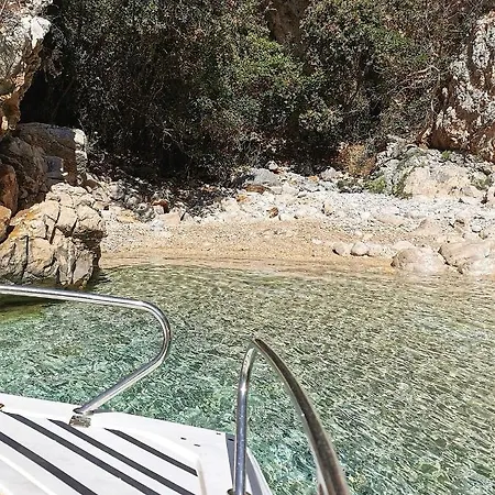 Elegance Mary Apartamento