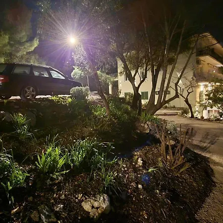 Elegance Mary * オレビック