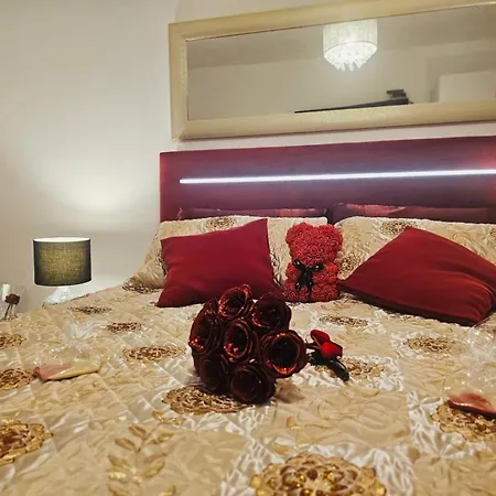 Elegance Mary アパート