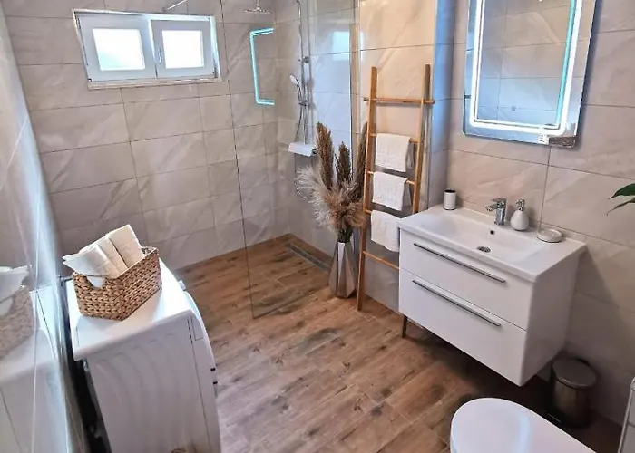 Elegance Mary 아파트 오레비츠